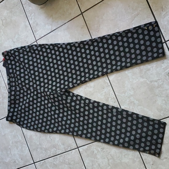 NEW with Tags Rafella Pull on Stretch  Straight Leg Pants, Black & White - Picture 1 of 13